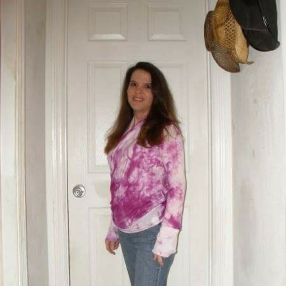 Meet your Posher, Norma - Picture 1 of 2